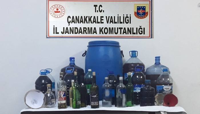 Çanakkale'de 130 litre sahte içki ele geçirildi
