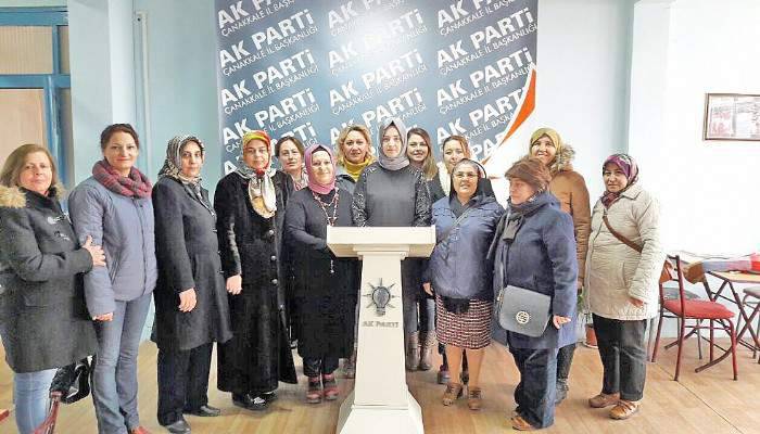 AK Parti ve CHP kadınlar açıklamalarla bir birini suçladı 