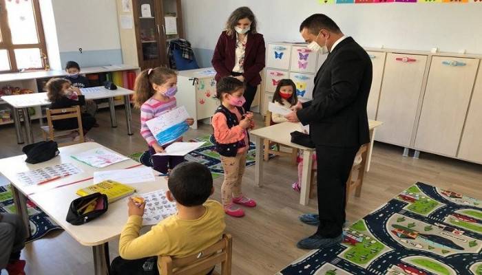 Vali Aktaş, Çınarlı Köyü’ne gitti