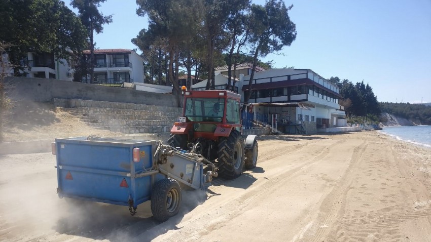 Çanakkale Belediyesi Temizlik İşleri Müdürlüğü Sahilleri Parıldıyor