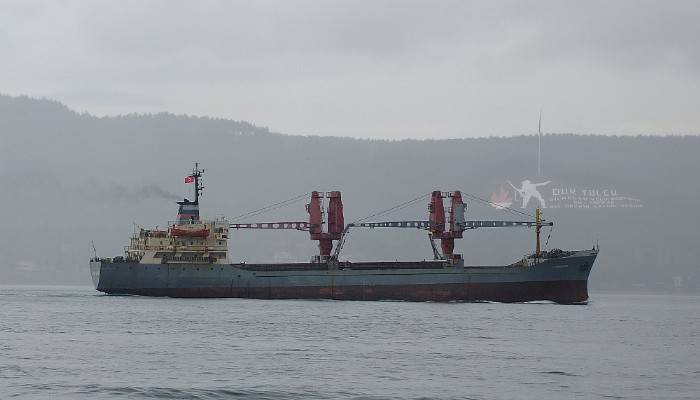 Rus askeri kargo gemisi 'Dvinitsa-50' Çanakkale Boğazı'ndan geçti (VİDEO)