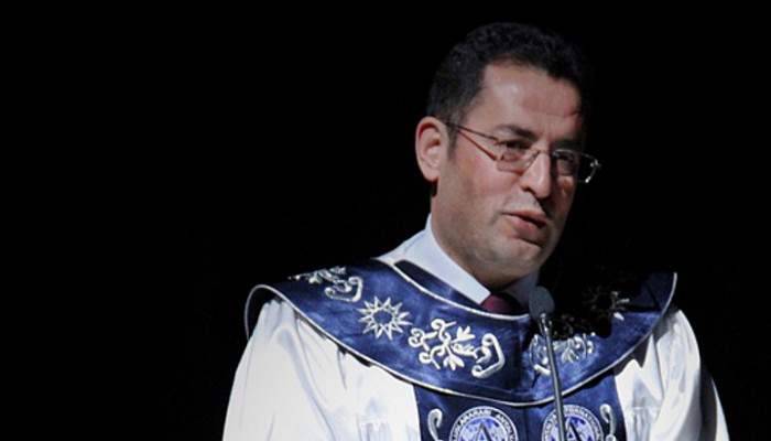 UAÜ Rektörü gözaltına alındı