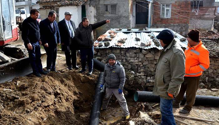 Köylerde çalışmalar tam gaz sürüyor