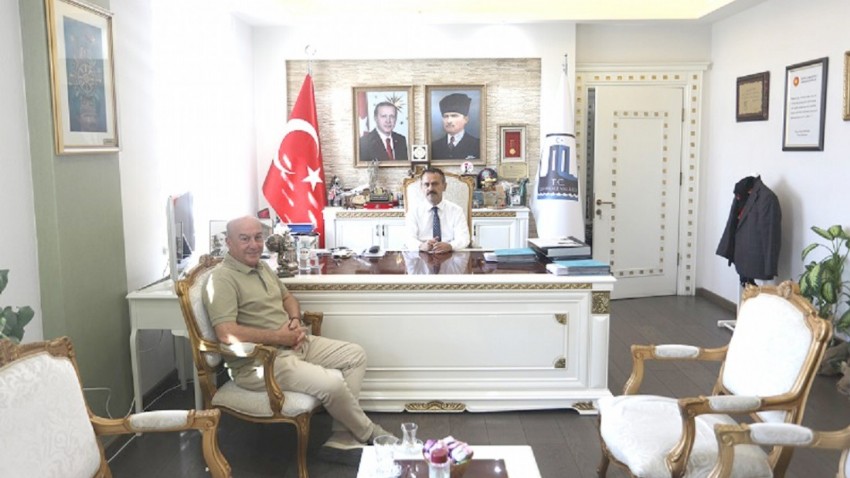Turizmci Avukat Mehmet Öngen’den Vali İlhami Aktaş’a Hayırlı Olsun Ziyareti