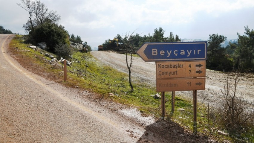 Yol Ayrımında Genişletme Çalışması: Kazaların Önlenmesi Hedefleniyor