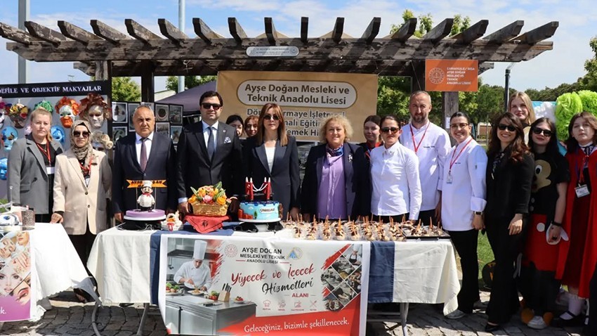 Çanakkale’de Mesleki ve Teknik Eğitim Fuarı Kapılarını Açtı