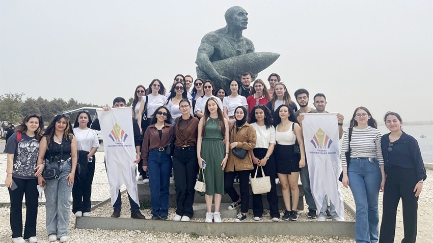 Çanakkale Kültür ve Çanakkale Şehitlik Gezisi düzenlendi