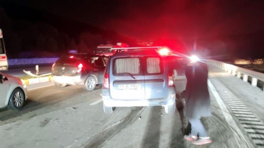 Çanakkale-İzmir yolunda zincirleme kaza