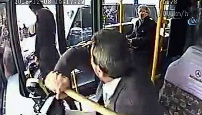 İETT'den Burak Yılmaz ile tartışan şoför ile ilgili açıklama