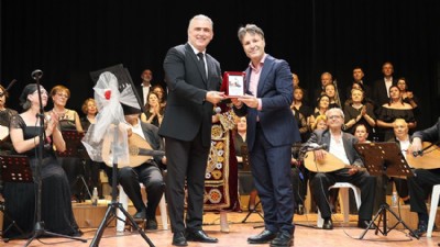 Gelibolu Musiki Derneği Korosu'ndan Konser Etkinliği