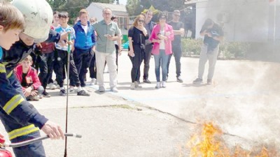 Öğrencilere Yangınla Mücadele Eğitimi Verildi