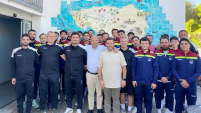 Bozcaada Belediye Başkanı Göztepe'den Bozcaadaspor'a Şampiyonluk Beklentisi