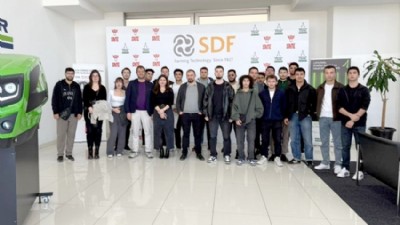 Biga MYO Öğrencileri Traktör Üretimini Yerinde Gözlemledi