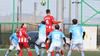 Lapsekispor Kendi sahasında Bayırköyspor yendi