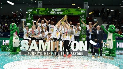 Hentbolda Kadınlar Türkiye Kupası'nı Konyaaltı Belediyespor kazandı  