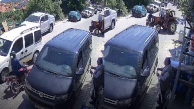 Motosiklet sürücüsü traktörle kafa kafaya çarpıştı (TIKLA İZLE)