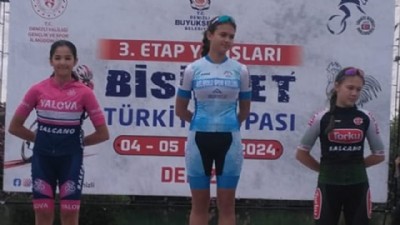 Geliboluspor Kız Bisiklet Takımı Türkiye Şampiyonu Oldu