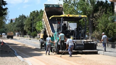 Stadyum Caddesi'nde Üstyapı Çalışmaları Gerçekleştiriliyor