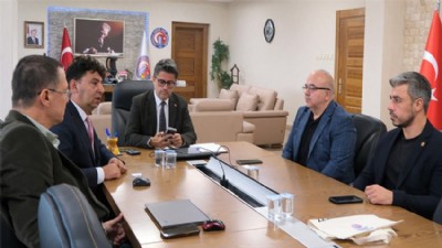 ÇOMÜ’de Denizcilik ve Offshore Mühendislik Alanlarında İş Birliği Görüşüldü