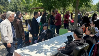 Vali İlhami Aktaş Engelli  Vatandaşlarla Bir Araya Geldi