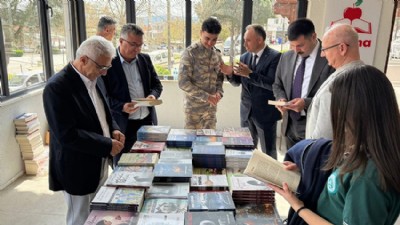 Ayvacık’ta Kitap Rüzgarı