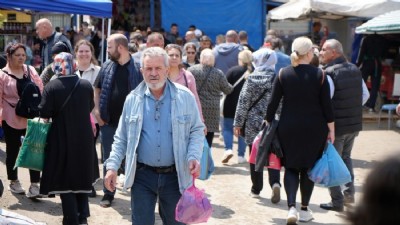 Edirne’de Bulgarların alışveriş mesaisi sürüyor