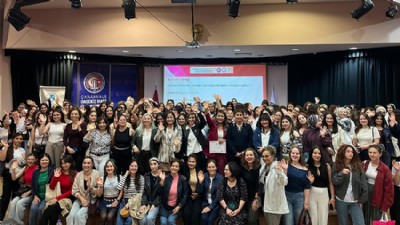 Dünya Ebeler Günü ÇOMÜ'de Kutlandı