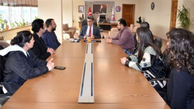 Rektör Erenoğlu İranlı Öğrencilerle Bir Araya Geldi