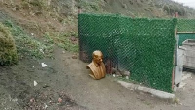 Atatürk Büstüne Yönelik Saygısızlık Tepki Çekti