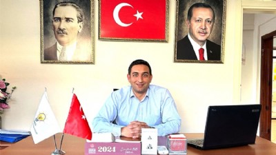AK Parti Ayvacık İlçe Başkanı Kemal Solak oldu