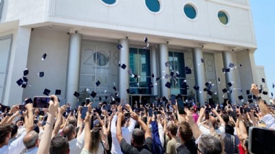 Siyasal Bilgiler Fakültesi Mezuniyet Töreni Gerçekleşti