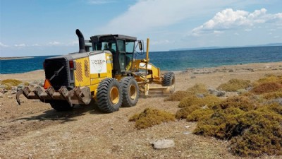 Gökçeada Güzelce Koy Sahil Yolunda Düzenleme Çalışmaları Tamamlandı