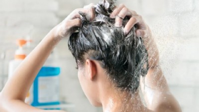 Saç Bakımı Yağları Nelerdir? Nasıl Kullanılır?