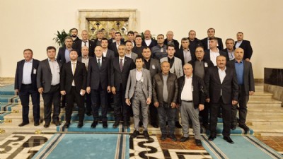 Ayvacıklı Muhtarlar Başkentte Yoğun Ziyaret Trafiği Gerçekleştirdi