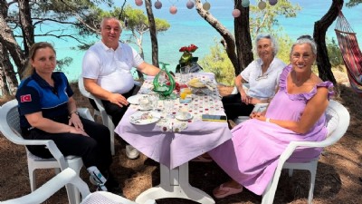 Başkan Oruçoğlu’ndan Geyikli’nin dinamik çınarına ziyaret