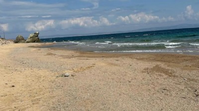 Aksaz Halk Plajı Temizliğiyle Tatilcilerin Gözdesi