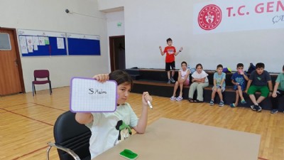 Yaz okulu tüm coşkusuyla devam ediyor