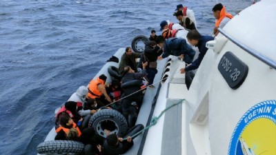 Çanakkale Ayvacık açıklarında 38 kaçak göçmen yakalandı