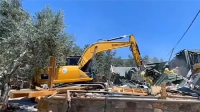 Kaçak Yapılar Yıkıldı