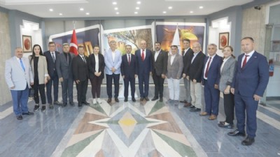 İl Genel Meclisi CHP Grubundan Vali Aktaş'a ziyaret