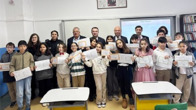 Çanakkale’de 80 Bin Öğrenci Karne Sevinci Yaşadı