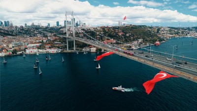 İstanbul’dan Çanakkale’ye Uzanan Yarışta Yelkenler Açıldı