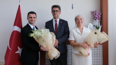 ÇOMÜ İletişim Fakültesi’nde Dekanlık Devir Teslim Töreni Gerçekleştirildi
