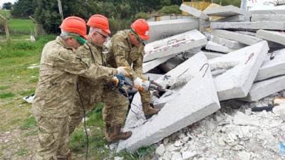 Afet Müdahalesi İçin Ekipler Hazırlanıyor