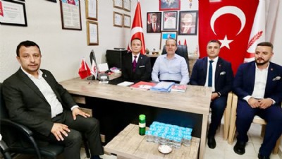 Erbakan, Ayvacık Teşkilatının Çalışmalarını Dinledi