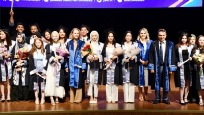 Eğitim Fakültesi Mezuniyet Töreni Gerçekleşti