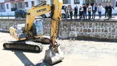 Çınarlı Dere'nin betonlama çalışmaları bayrama kadar tamamlanacak (VİDEO)