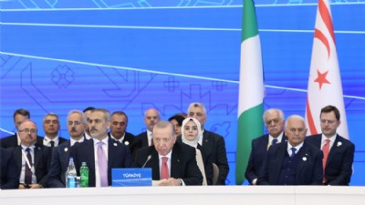 “Ekonomik İşbirliği Teşkilatı’nın başlıca iş birliği alanı olan ekonomi ve ticarette vizyonumuzu daha da geliştirmek mecburiyetindeyiz”