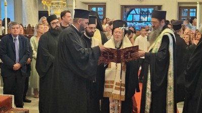 Bozcaada’daki Tarihi Meryem Ana Kilisesi Restorasyonun Ardından Yeniden İbadete Açıldı