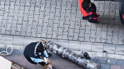 Balonların üretildiği imalathaneye baskın!, Gaz dolu tüplere el konuldu